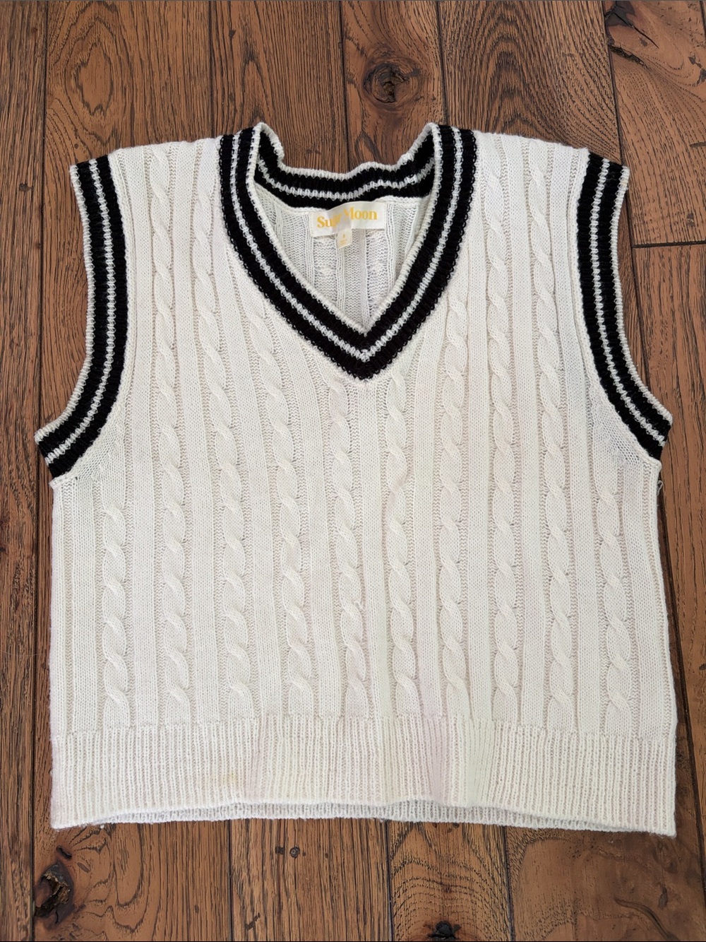 Sugar Moon Women's White Cable Knit V-Neck Sweater Vest with Black Trim